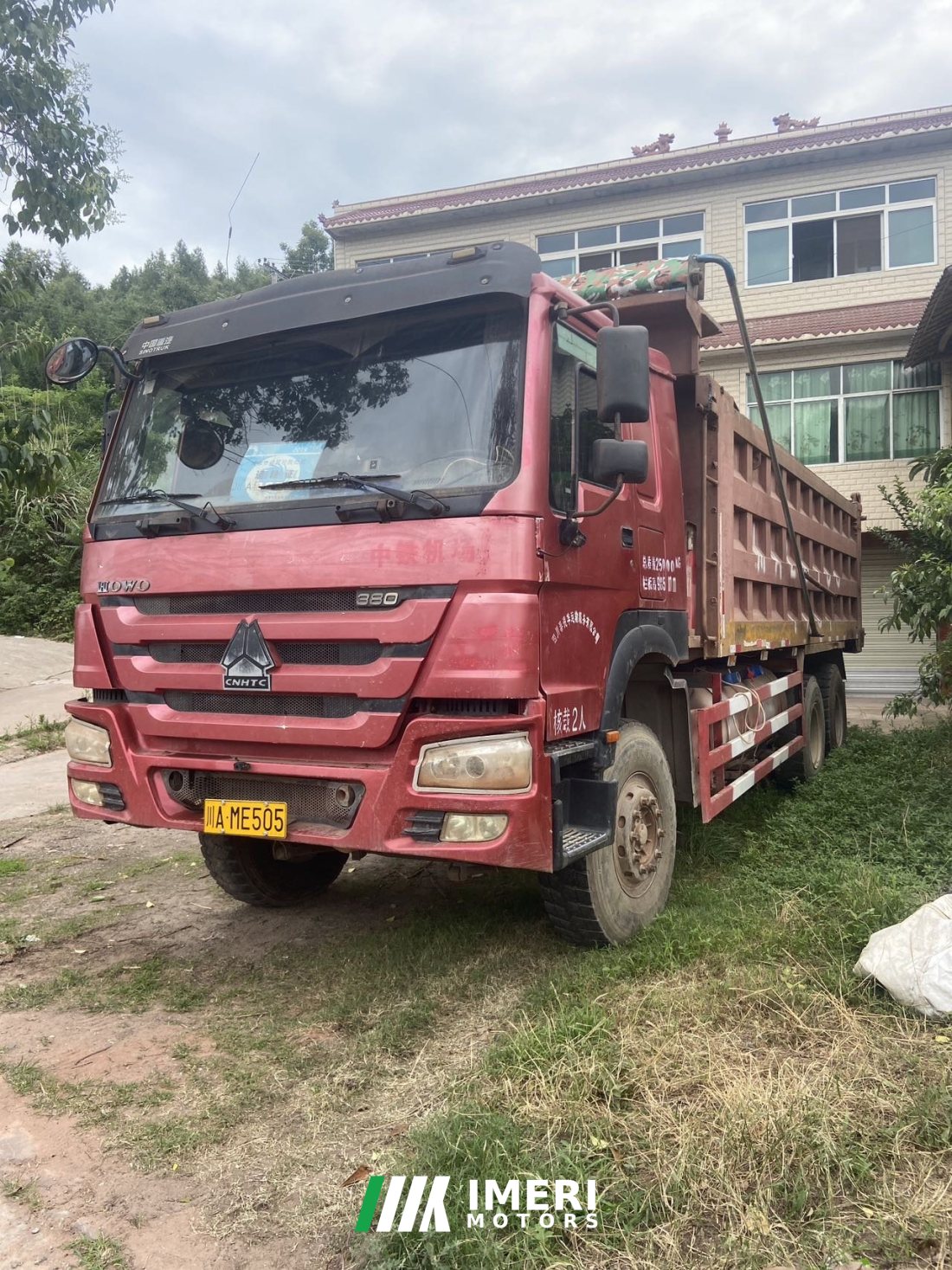 Sinotruk HOWO HOWO-7 380 hp 6X4 6.8 m - грузовик из Китая