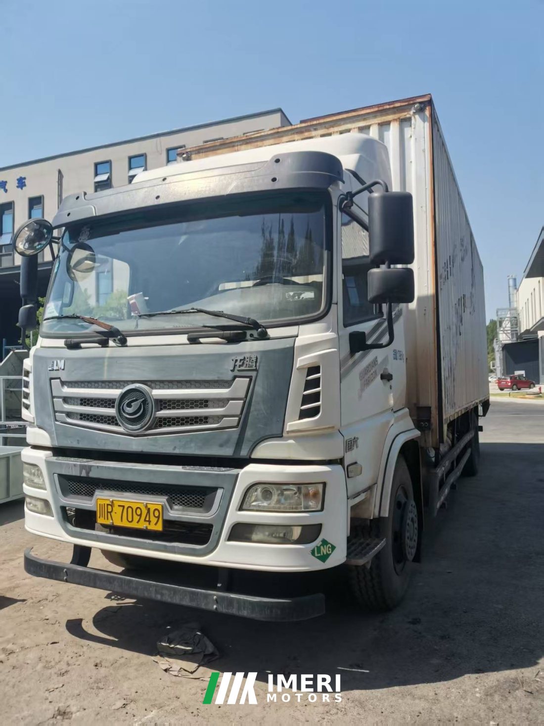 Dongfeng Jiayun 180 hp 4X2 7.7 m - грузовик из Китая