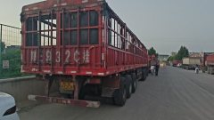 13 m x2.5 m 3 stake body semi-trailer - фото 2