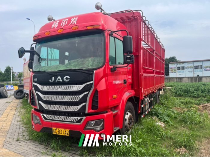 JAC Gallop GAC Higer K5 220 hp 4X2 6.8 m - грузовик из Китая