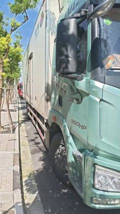 FAW Jiefang JH6 360 hp 4X2 9.6 m - фото 2