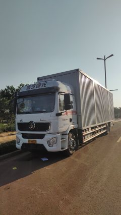 Shacman Delong L5000 270 hp 4X2 9.8 m - фото 1