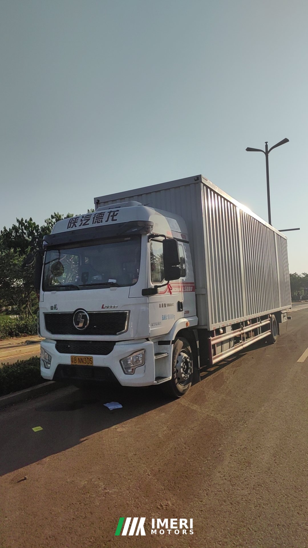 2024 Shacman Delong L5000 270 hp 4X2 9.8 m