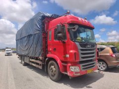 JAC Gallop Gelfa A5 220 hp 4X2 6.8 m - фото 1