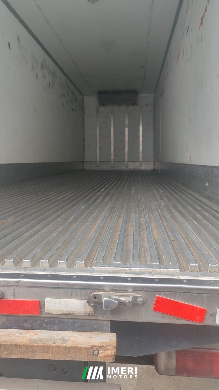 Foton Auman GTL 320 hp 6X2 9.6 m - грузовик из Китая