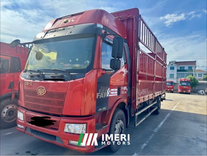 FAW Jiefang J6L 220 hp 4X2 6.75 m - грузовик из Китая