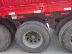13.00 m x2.55 m 3 stake body semi-trailer - фото 2