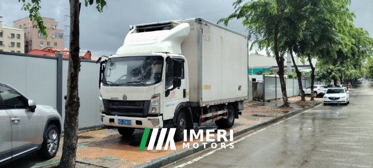 2021 SINOTRUK HOWO Light Duty Truck Hanjiang 156 hp 4X2 4.2 m