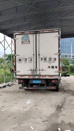 SINOTRUK HOWO Light Duty Truck Hanjiang 156 hp 4X2 4.2 m - фото 3