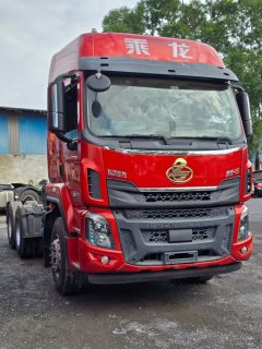 Dongfeng Liuzhou Chenglong H5 430 hp 6X4 - фото 3