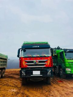 SAIC Hongyan Genlyon 450 hp 6X4 6 m - фото 1