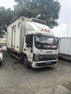 JAC Shuailing S7 160 hp 4X2 4.2 m - фото 2