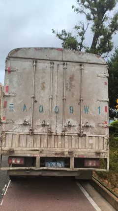 Shacman Delong G300 160 hp 4X2 3.82 m - фото 1