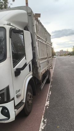 Shacman Delong G300 160 hp 4X2 3.82 m - фото 2