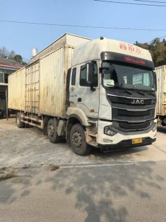 JAC Gallop Gelfa A5 220 hp 4X2 5.8 m - фото 3
