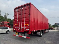 Dongfeng Tianjin KR PLUS 290 hp 4X2 9.8 m - фото 8