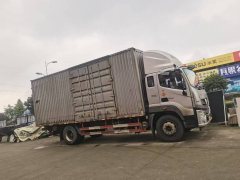 Foton R 220 hp 4X2 6.8 m - фото 1