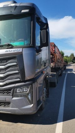 Sinotruk HOWO Max 480 hp 6X4 - фото 3