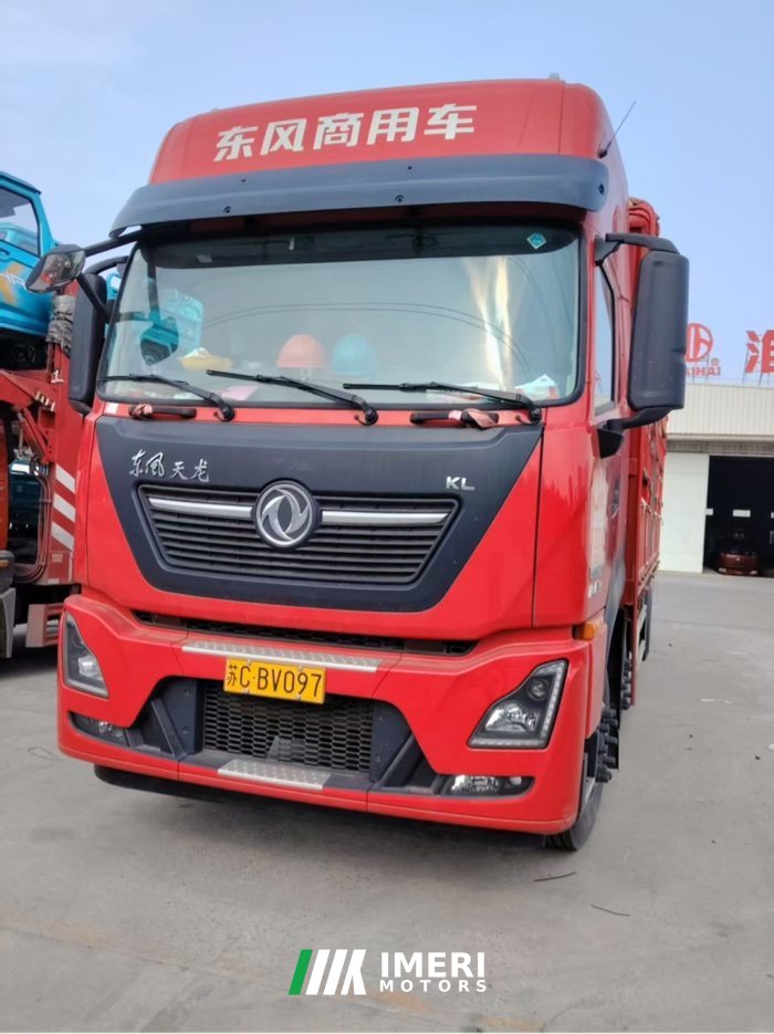 Dongfeng Tianlong KL 300 hp 6X2 9.6 m - грузовик из Китая