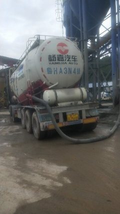 Sinotruk HOWO T7H 430 hp 6X4 - фото 3