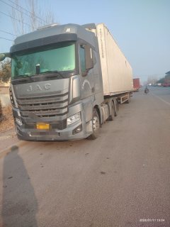 JAC Gallop Kuayue K7 490 hp 6X4 - фото 1