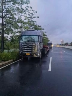 Foton Auman GTL 580 hp 6X4 - фото 3