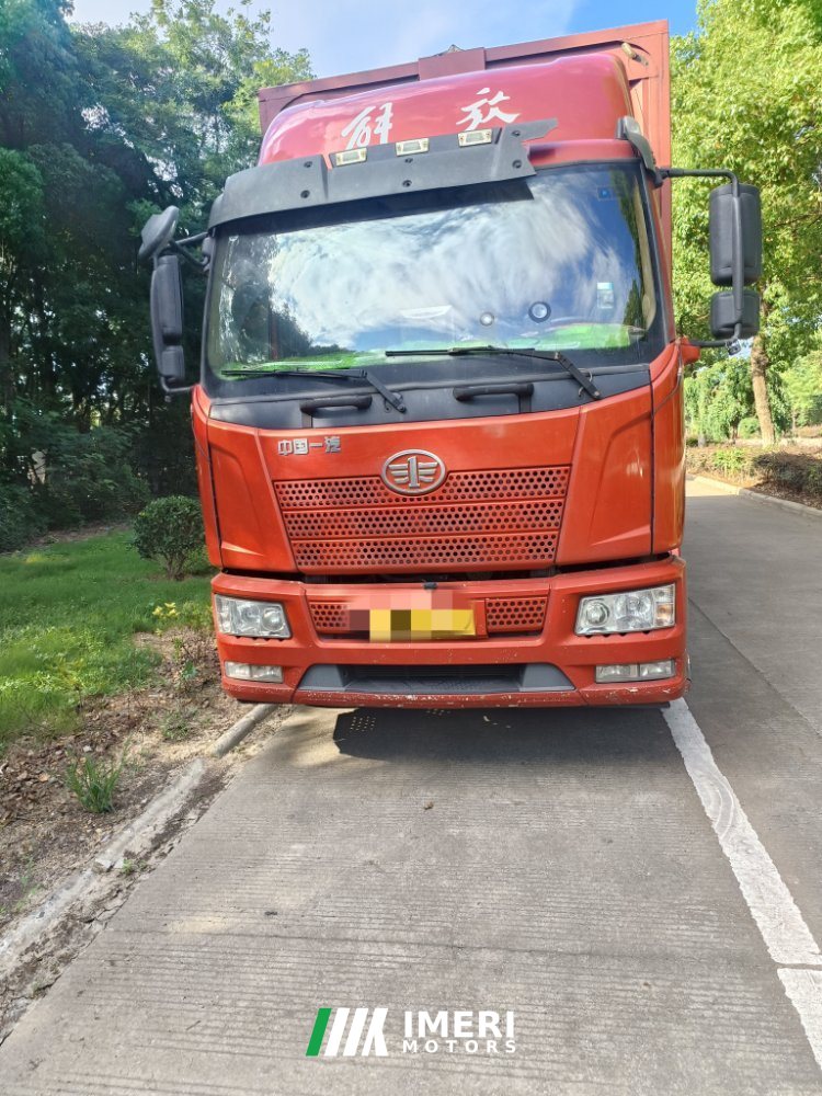 2020 FAW Jiefang J6L 180 hp 4X2 8.2 m