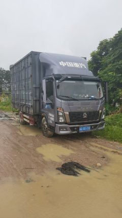 SINOTRUK HOWO Light Duty Truck Commander 150 hp 4X2 4.2 m - фото 2