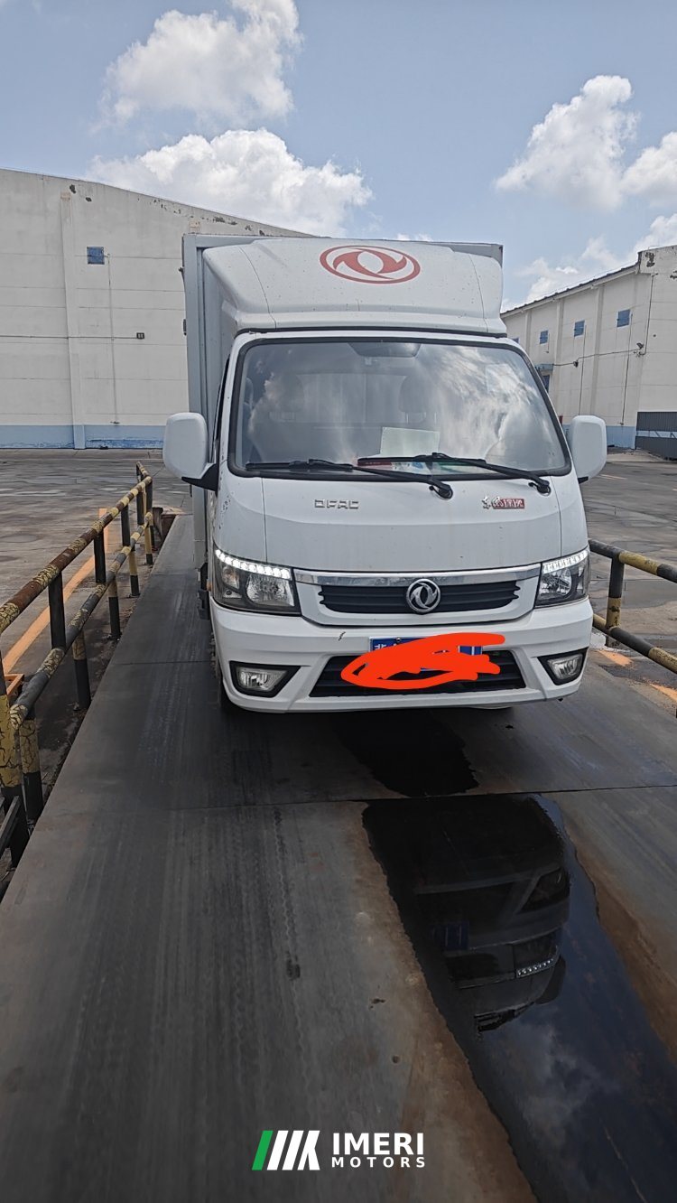 Dongfeng Tuyi T5 105 hp 4X2 3.4 m - грузовик из Китая