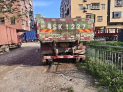 Dongfeng Liuzhou Chenglong H5 330 hp 8X4 5.6 m - фото 6