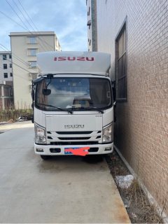 Jiangxi Isuzu EC 143 hp 4X2 4.2 m - фото 1