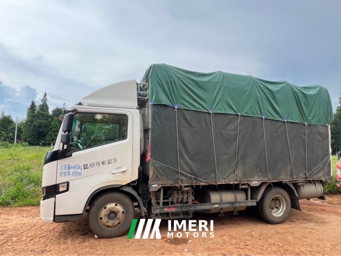SINOTRUK HOWO Light Duty Truck Commander 4.2 m - грузовик из Китая