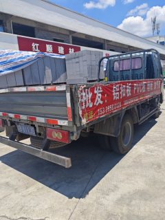 Foton Aumark X 122 hp 4X2 3.7 m - фото 3