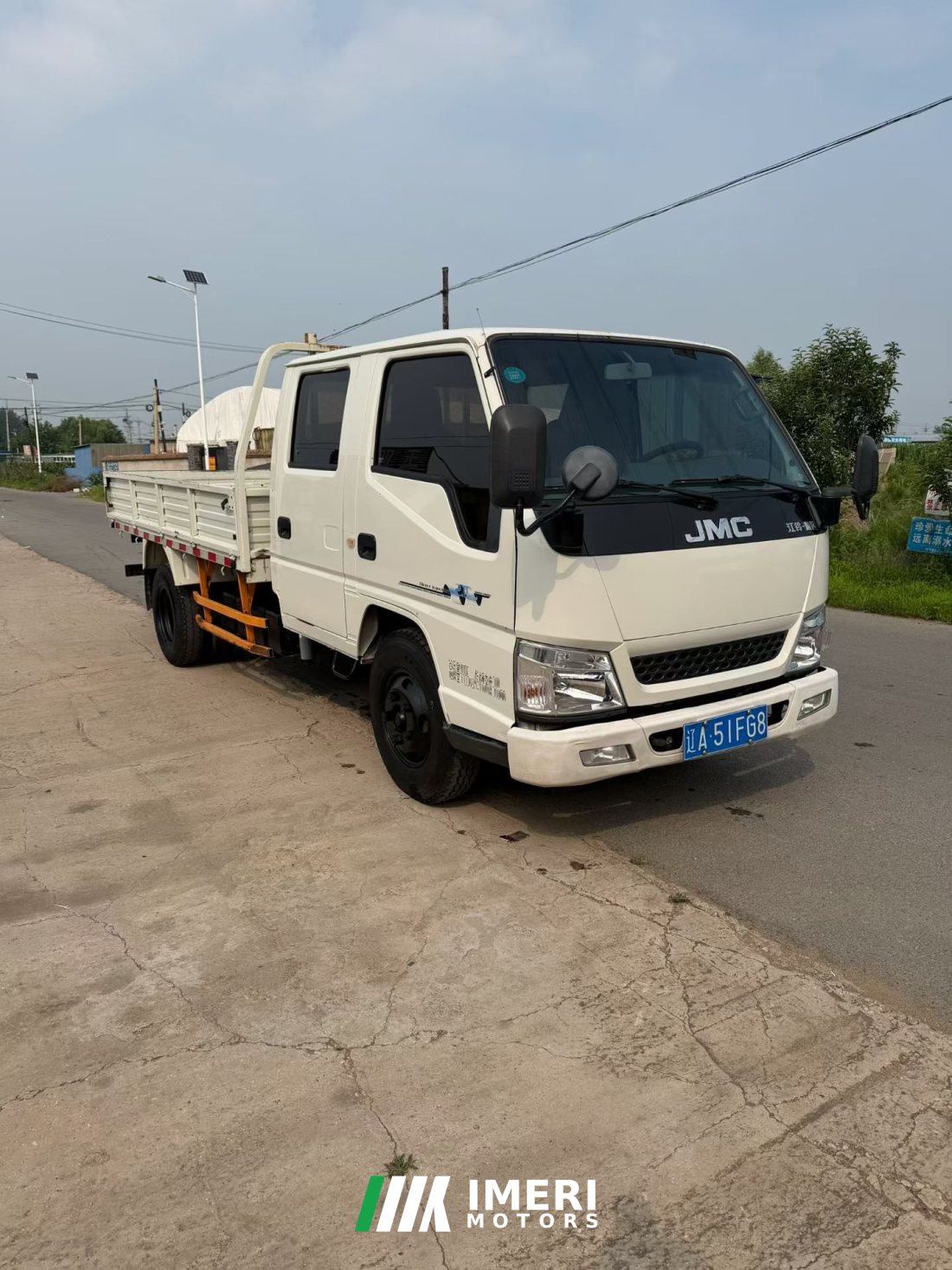 JMC 116 hp 4X2 2.76 m - грузовик из Китая