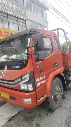 Dongfeng Duolika D8 160 hp 4X2 6.2 m - фото 1