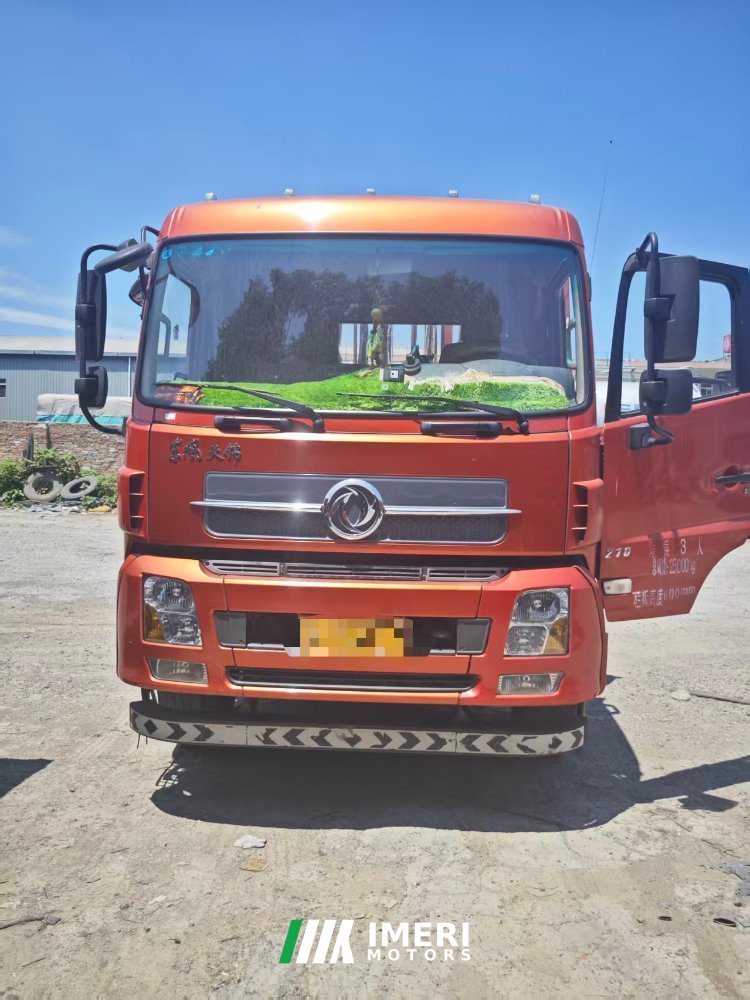 2018 Dongfeng Tianjin 245 hp 6X2 7.7 m