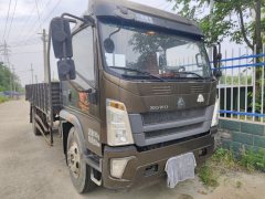 SINOTRUK HOWO Light Duty Truck Commander 210 hp 4X2 5.75 m - фото 3