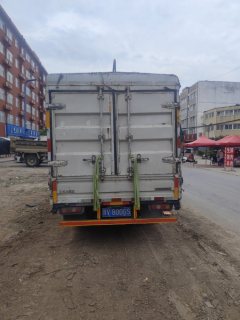 Dongfeng W17 123 hp 4X2 3.95 m - фото 6