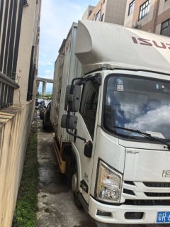 Jiangxi Isuzu EC pro 154 hp 4X2 4.2 m - фото 2