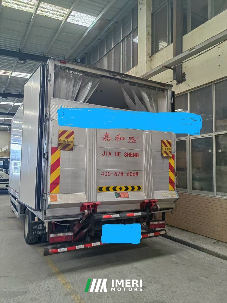 FAW Jiefang V 185 hp 4X2 5.4 m - грузовик из Китая