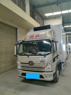 FAW Jiefang V 185 hp 4X2 5.4 m - фото 2