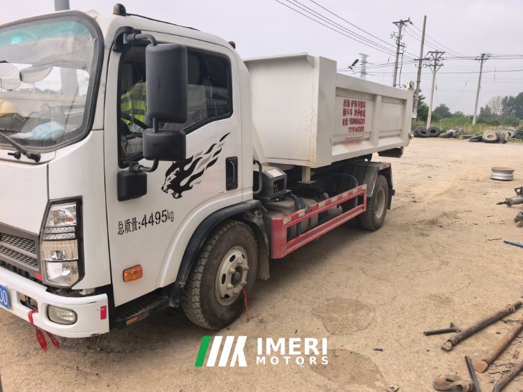 Sinotruk Wangpai W5D 180 hp 4X2 4.5 m - грузовик из Китая