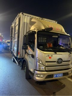 FAW Jiefang Lestar 180 hp 4X2 4.2 m - фото 3