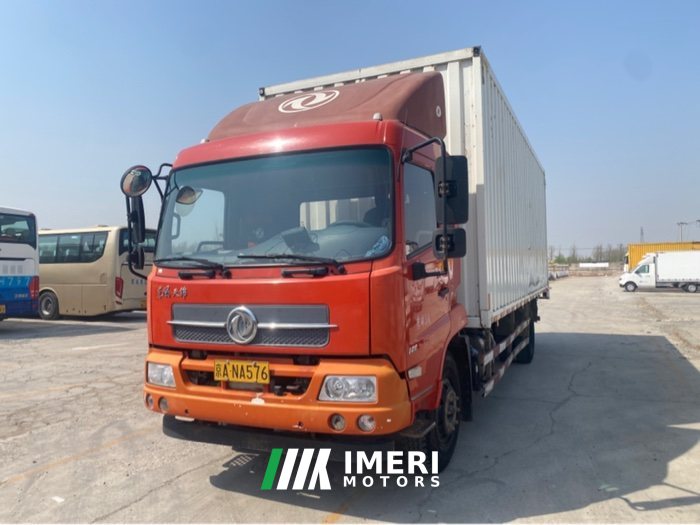 Dongfeng Tianjin 180 hp 4X2 7.5 m - грузовик из Китая
