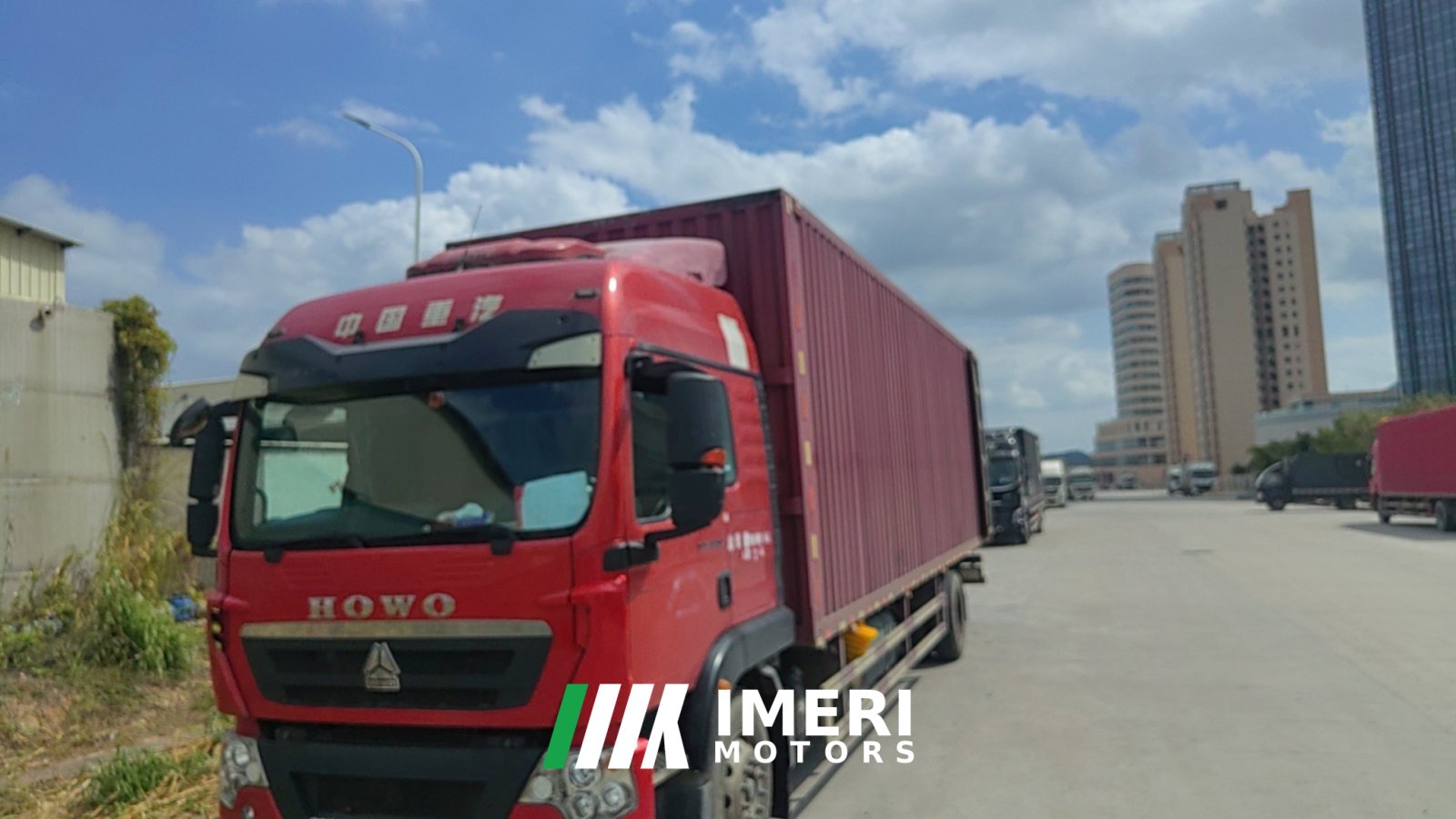 2021 Sinotruk HOWO TX7 240 hp 4X2 9.52 m
