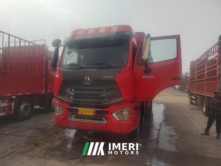 Sinotruk HOWO TS5 280 hp 6X2 9.52 m - грузовик из Китая