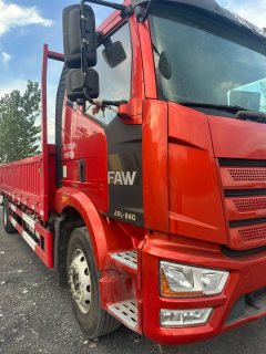 FAW Jiefang J6L 240 hp 4X2 6.75 m - фото 4