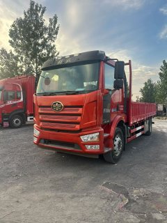 FAW Jiefang J6L 240 hp 4X2 6.75 m - фото 7