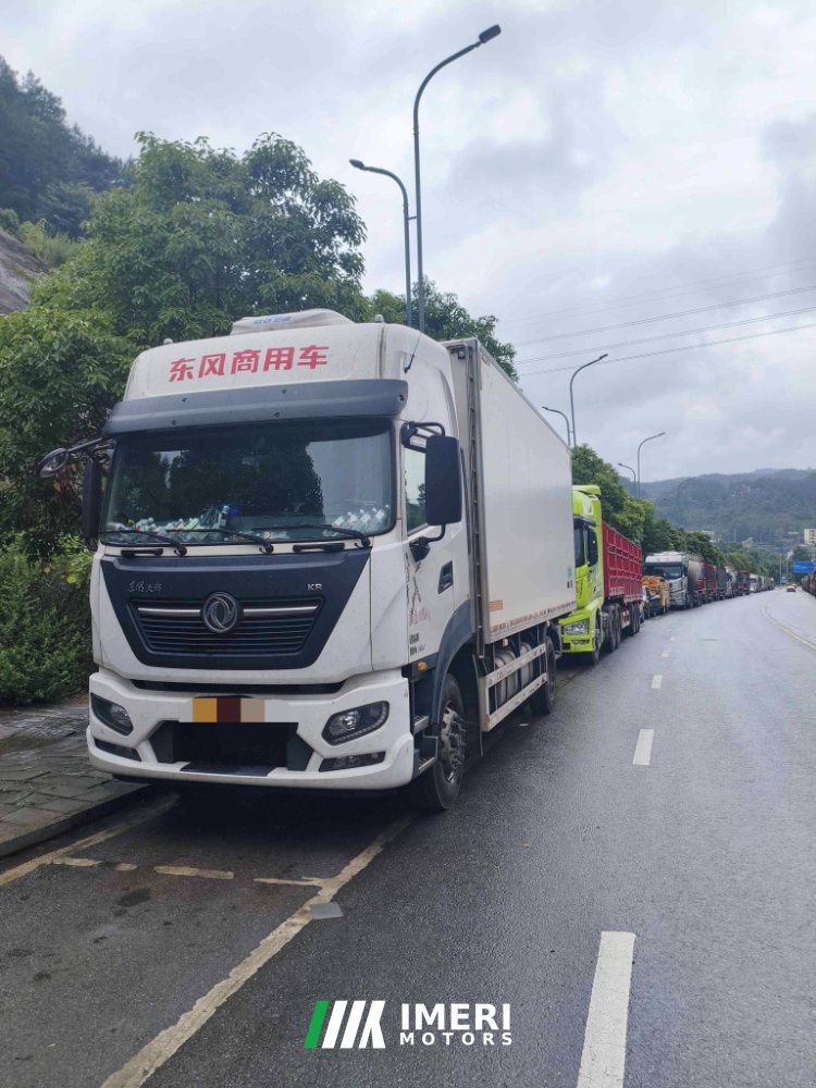 2023 Dongfeng Tianjin KR PLUS 290 hp 4X2 6.8 m