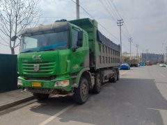 United Trucks U 440 hp 8X4 8 m - фото 1